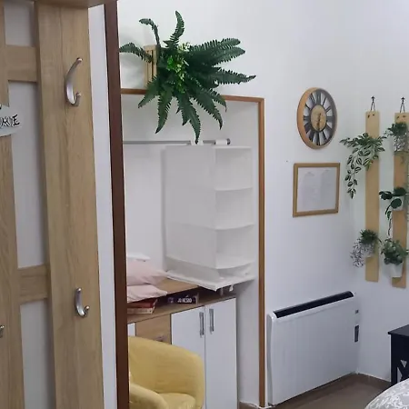 בית נופש Awesomehouse Centre בארי