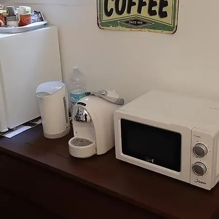 Awesomehouse Centre בית נופש בארי